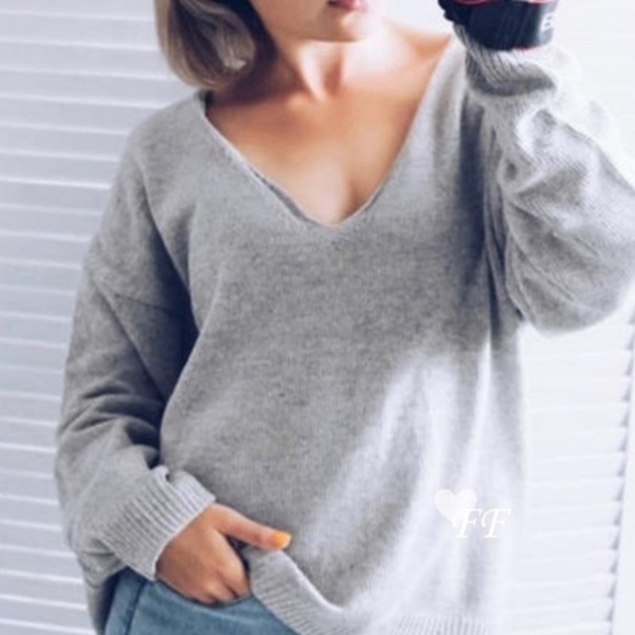 New Boutique Cozy Slouchy Grey V-Neck Sweater - Picture 4 of 5